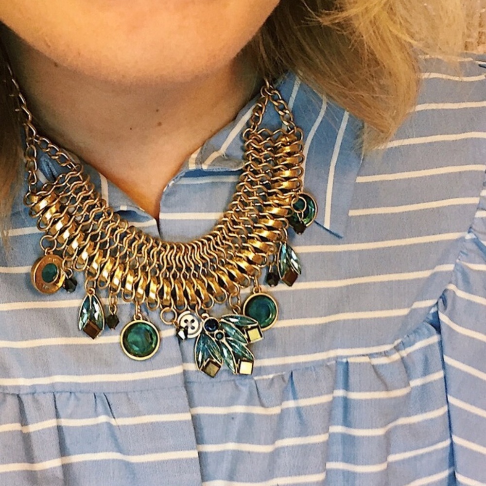 Statement necklace